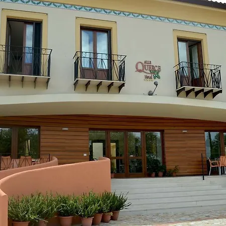 Alle Querce Ristorante ホテル
